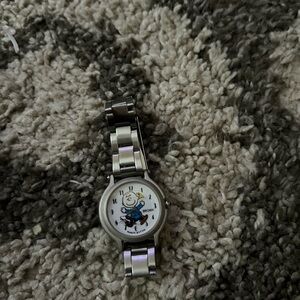 Charlie Brown Peanuts Silver Watch with stainless band